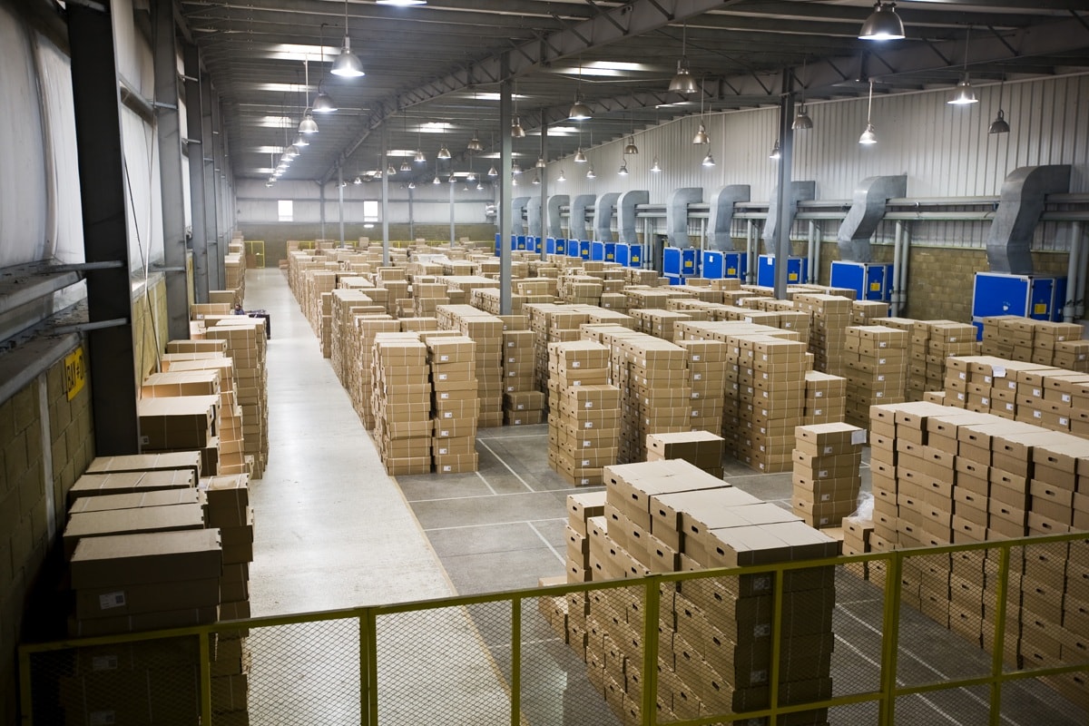 led warehouse lights are more durable